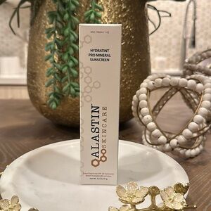 91g ALASTIN HYDRATINT PRO MINERAL TINTED SUN CARE **BRAND NEW IN BOX**